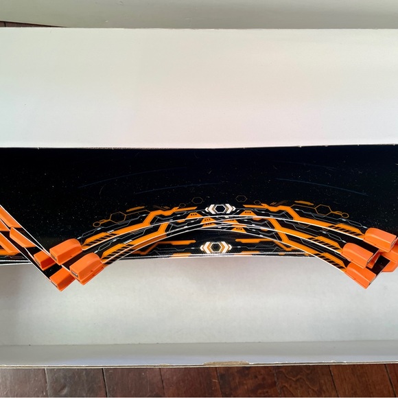 ANKI Overdrive Starter Kit - Picture 7 of 9